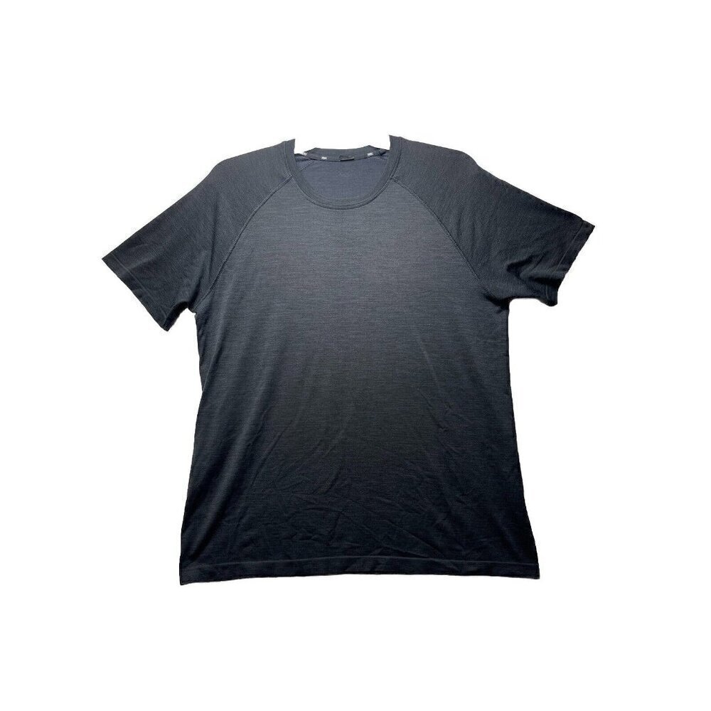 Rhone Reign Tee Classic Shirt Forever Forward Workout Short Sleeve Gray Men's M